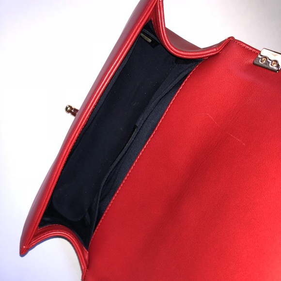 Chanel boy flap cube medium red bag - Picture 7 of 7